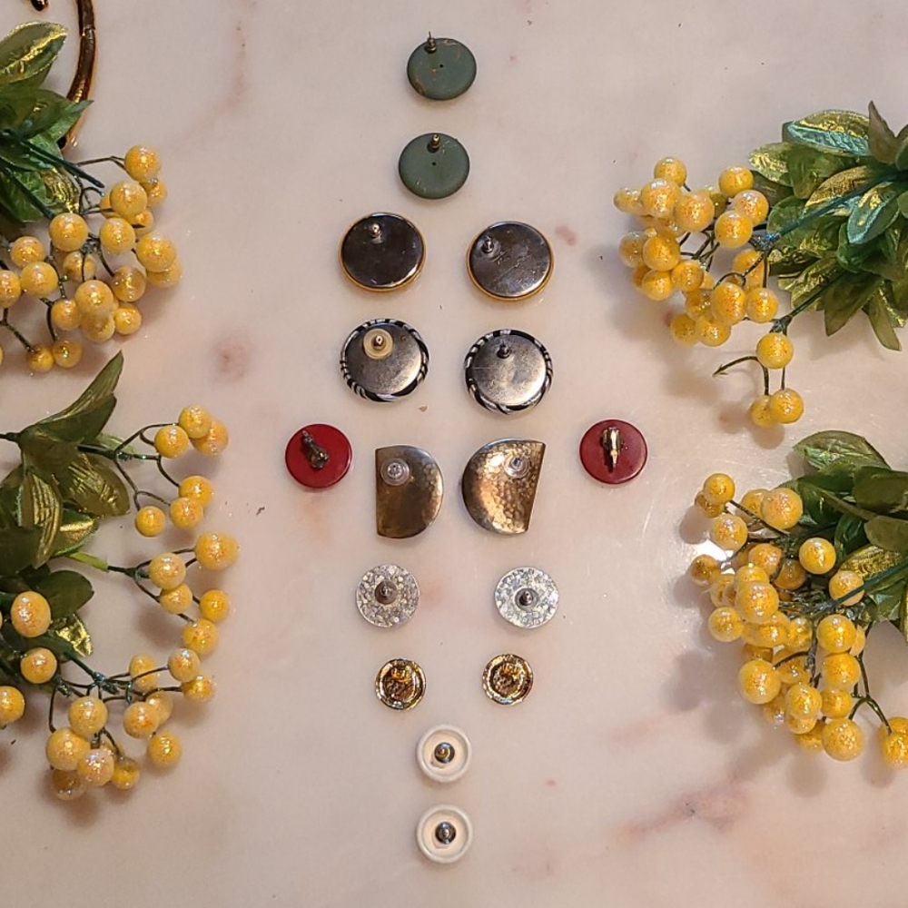 8 Pair Bundle/Retro Chic/Vintage "Button" Earrings - image 2